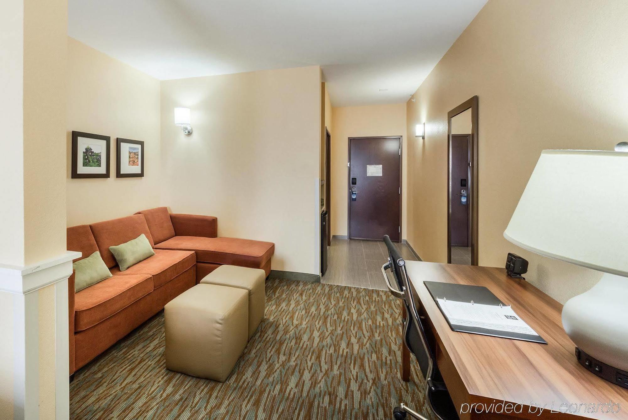 Comfort Suites Cotulla Near I-35 Exteriör bild